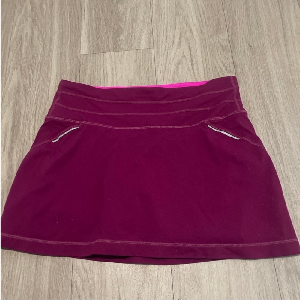 Athleta Women's Medium Purple Skort